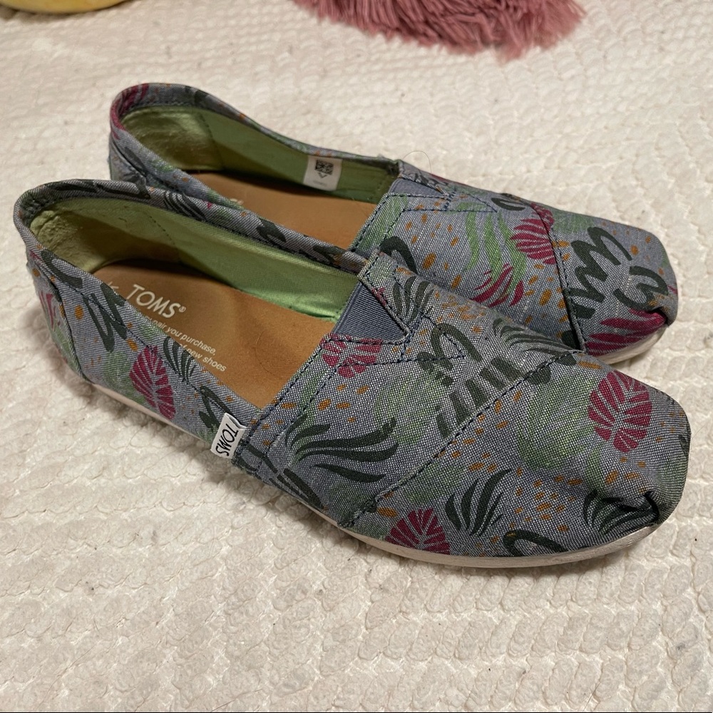 Patterned TOMs shoes Women’s